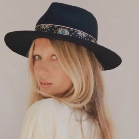 The Phoenix Classic Fedora Hat NWT size M main image 6